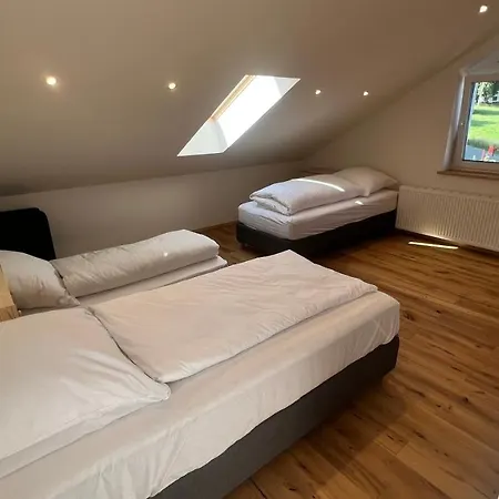 Pensión Boutique And Sternen 3*